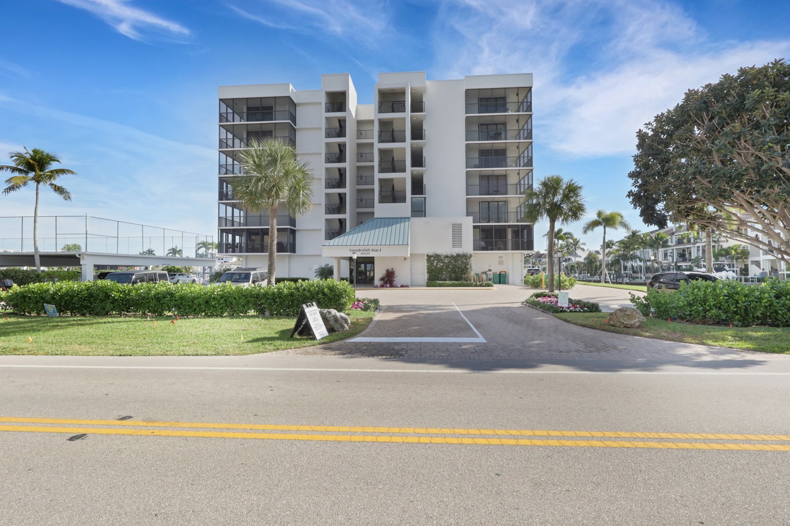 Vanderbilt Bay I in Naples, FL