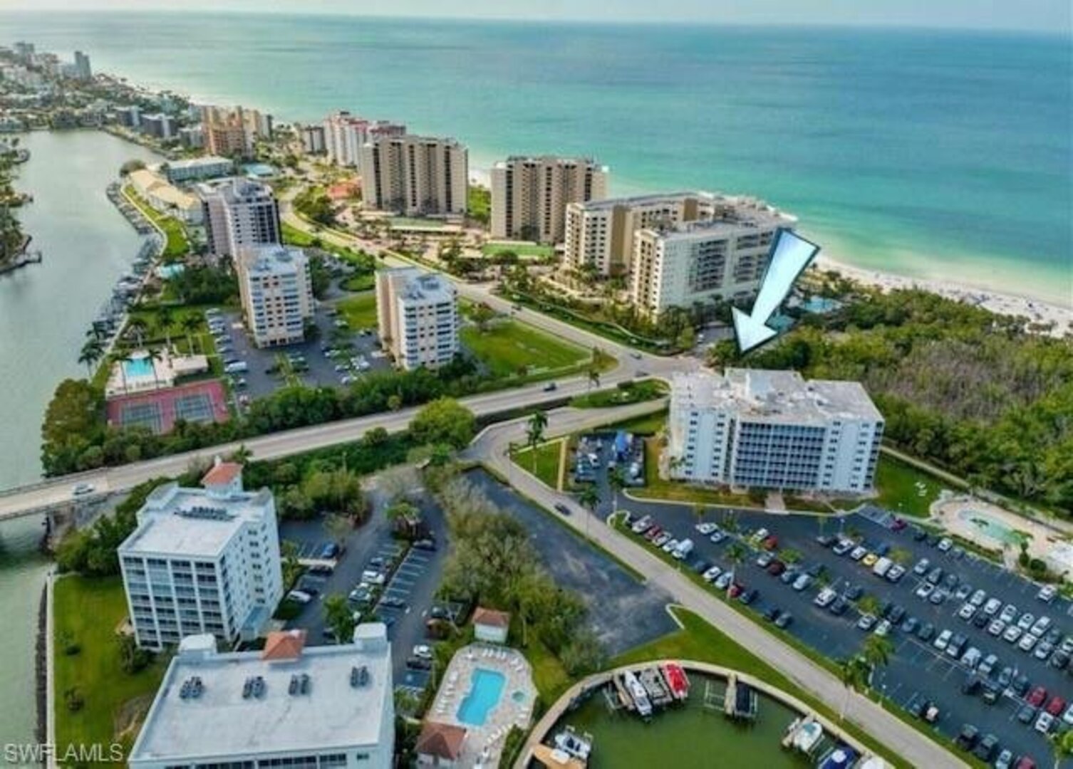 Vanderbilt Towers I-405 in Naples, FL
