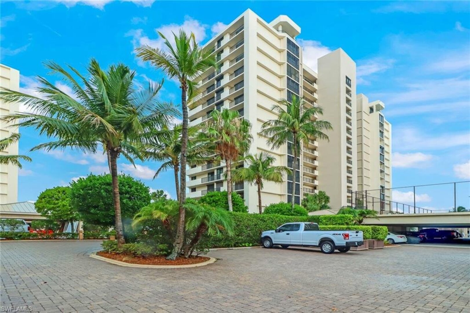 Vanderbilt Gulfside I-1504 in Naples, FL