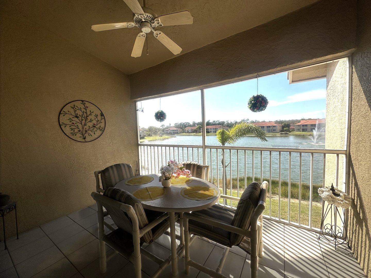 Huntington Lakes 6880-203 in Naples, FL